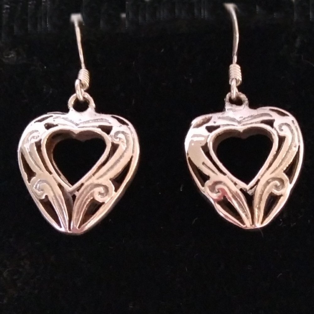 925 Silver Heart Earrings Filagree Cut Out Puff Fish Hook Earrings NWOT